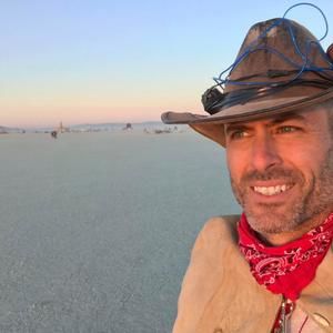 Meet your Posher, Clifford